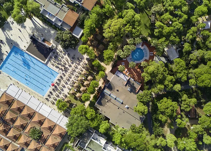 ROBINSON APULIAAlbergo